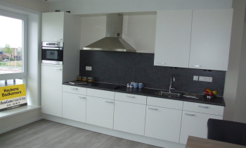 Modelwoning 17 mei 13.JPG