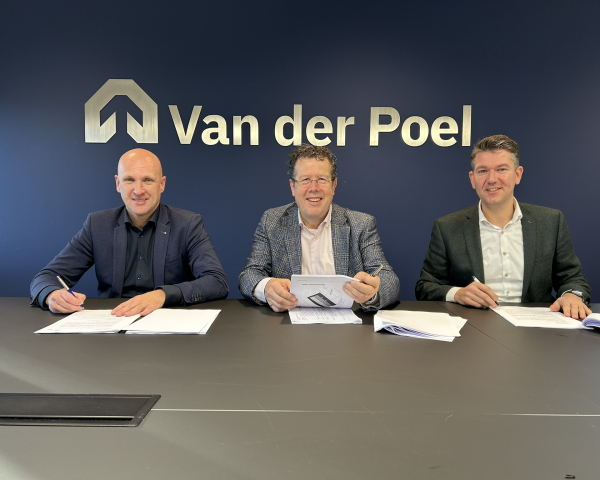 20251021_Foto ondertekening TKO Beatrixstraat Kloosterzande.JPEG