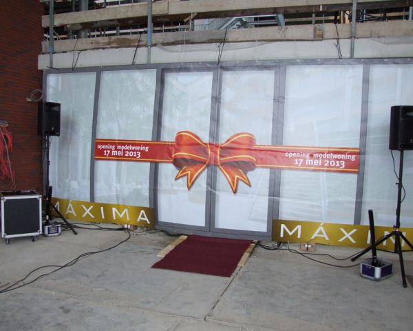 Maxima 17 mei opening modelwoning 02.JPG